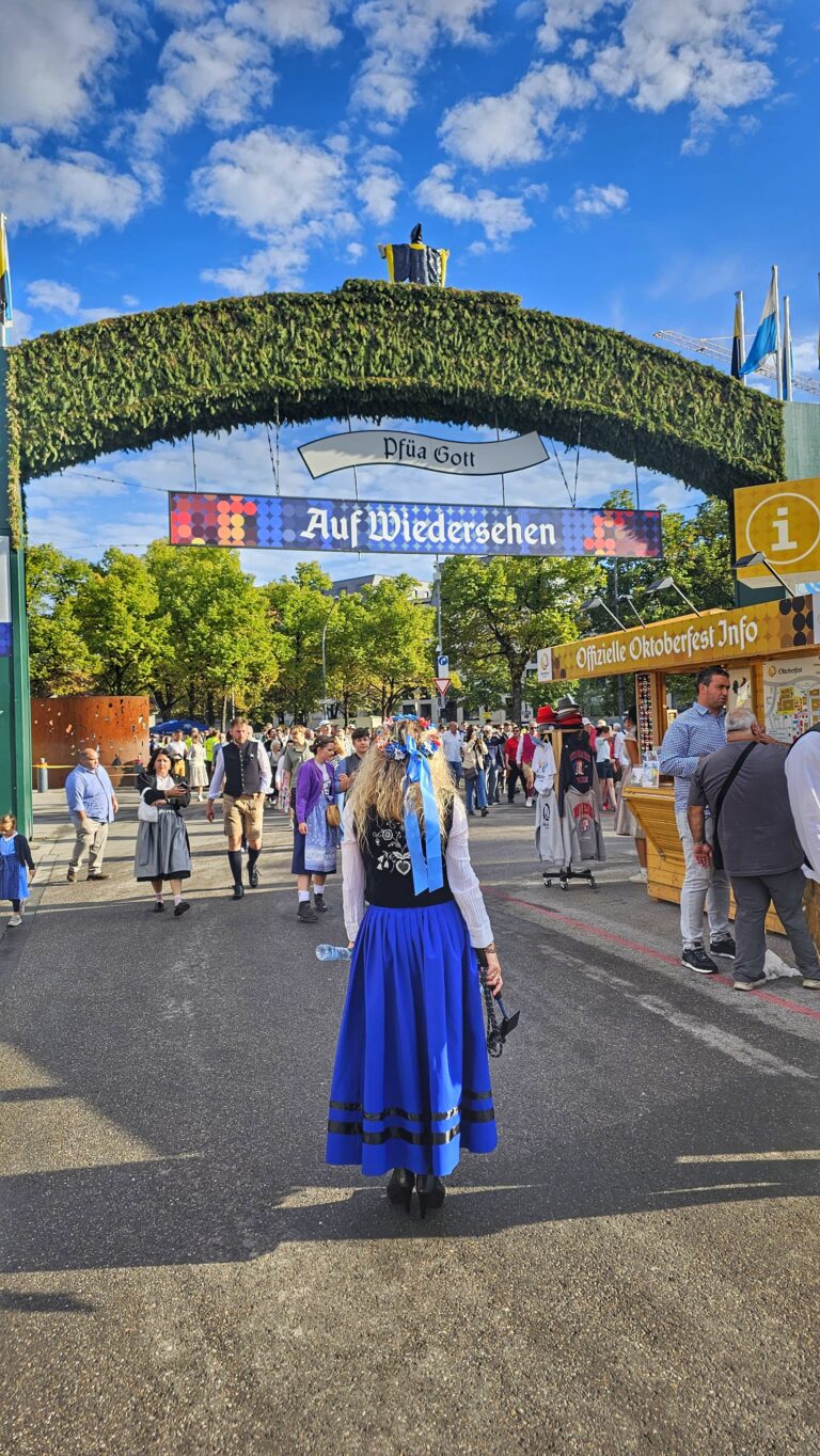 Oktoberfest w Monachium – święto piwa i bawarskiej tradycji